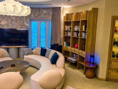VB.L8.12 - Hoa Tiên Paradise Villa Giáp Biển